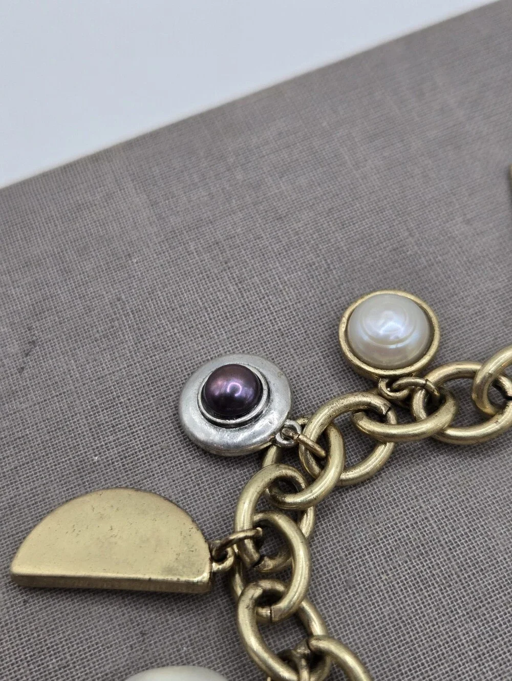 Goldtone Lucky Brand Chunky Charm Bracelet Brutalist Freshwater pearl 8.25